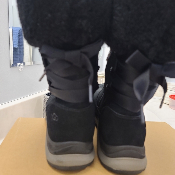 Ugg boots - Picture 8 of 10